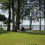 Nad Jeziorem - Wielkopolskie Mazury Ferienhaus *