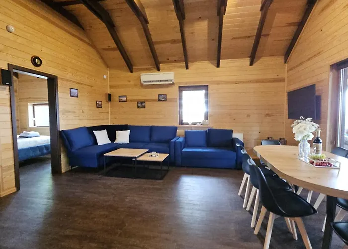 Nad Jeziorem - Wielkopolskie Mazury