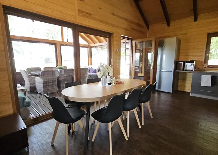 Nad Jeziorem - Wielkopolskie Mazury Σπίτι διακοπών *